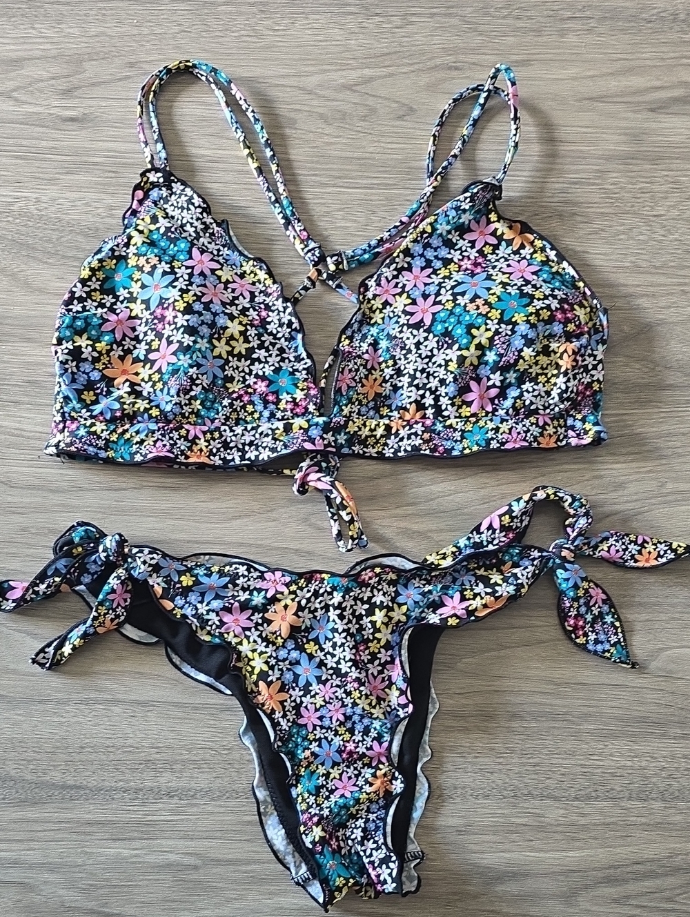 Womens Heat Floral Tie-Side Bikini Set - Black Multicolor LG Top SM Bottom